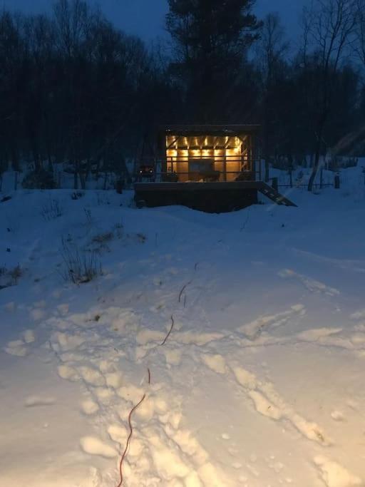 Trivelig Fritidshus Pa Arnes, Senja Straumstad Extérieur photo